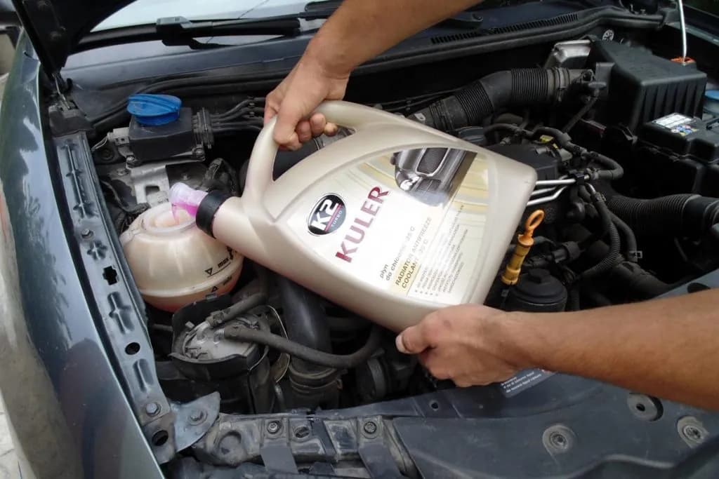 Ile płynu do chłodnicy Golf 3? Sprawdź, ile naprawdę potrzebujesz